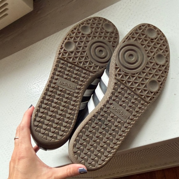 Adidas Womens Samba Shoes - Picture 4 of 4